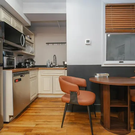 Lamartine Chelsea-2
